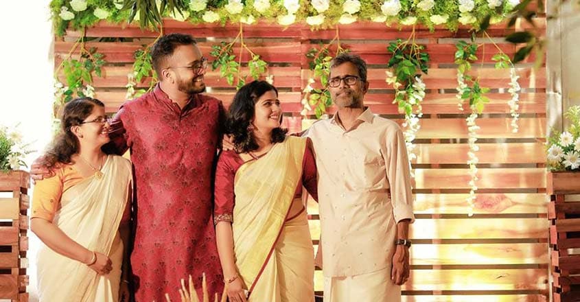 Singer Sachin Warrier gets engaged Singer Sachin Warrier gets engaged